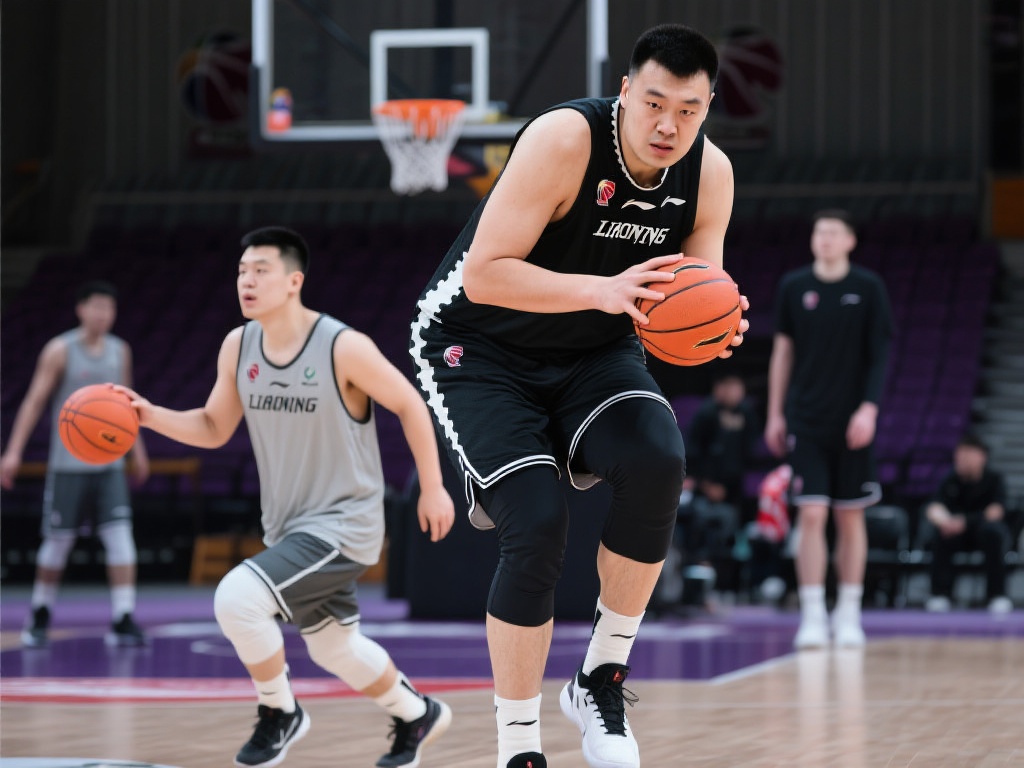 辽宁新星张陈治锋晒训练日常,展现刻苦一面 以另一位辽宁男篮的球员韩德君为例,他的成